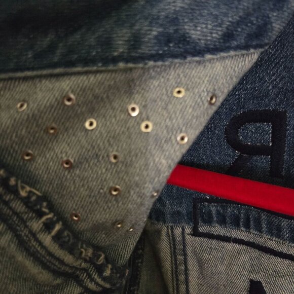 Tommy Hilfiger Denim Vintage Embroidered Spell Out Custom TruckerJacket Size M - Picture 4 of 8